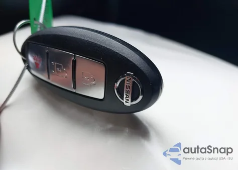 2013 Nissan Rogue Sv z USA, uszkodzony, nr VIN JN8AS5MV4DW117105